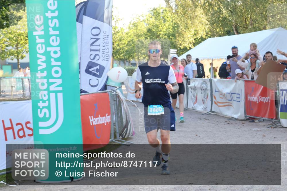 07.09.2025 - 19. Norderstedt Triathlon Luisa Fischer http://msf.ph/oto/8747117 07.09.2025 17:31:55 Ziel 914, 1400, 1442 meine-sportfotos.de