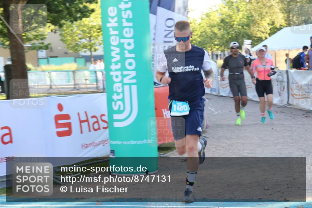 07.09.2025 - 19. Norderstedt Triathlon Luisa Fischer http://msf.ph/oto/8747131 07.09.2025 17:31:55 Ziel 914, 1400, 1442 meine-sportfotos.de