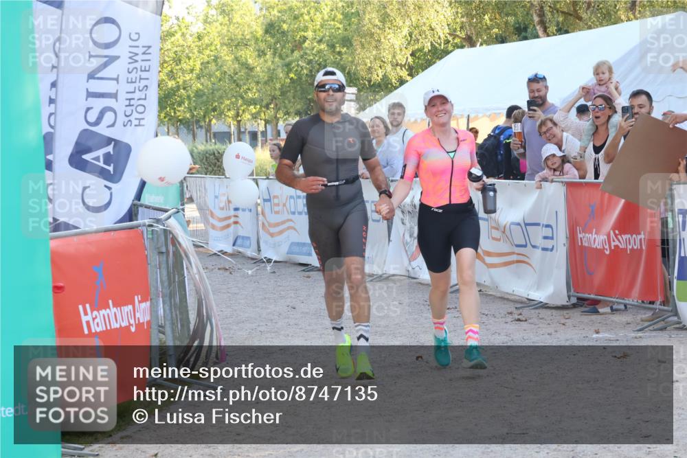 07.09.2025 - 19. Norderstedt Triathlon Luisa Fischer http://msf.ph/oto/8747135 07.09.2025 17:31:56 Ziel 914, 1400, 1442 meine-sportfotos.de