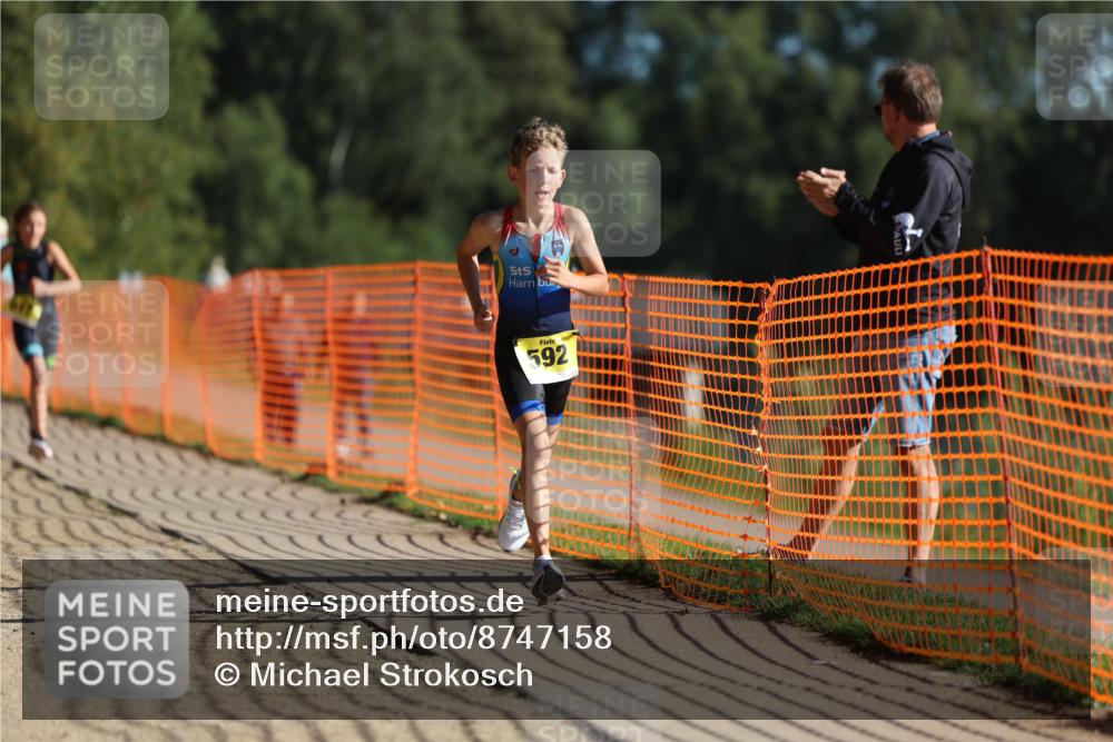 07.09.2025 - 19. Norderstedt Triathlon Michael Strokosch http://msf.ph/oto/8747158 07.09.2025 09:45:14 Laufen 592, 617 meine-sportfotos.de