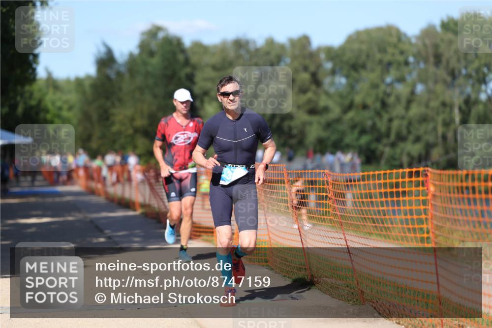 07.09.2025 - 19. Norderstedt Triathlon Michael Strokosch http://msf.ph/oto/8747159 07.09.2025 14:50:19 Laufen 369, 960 meine-sportfotos.de