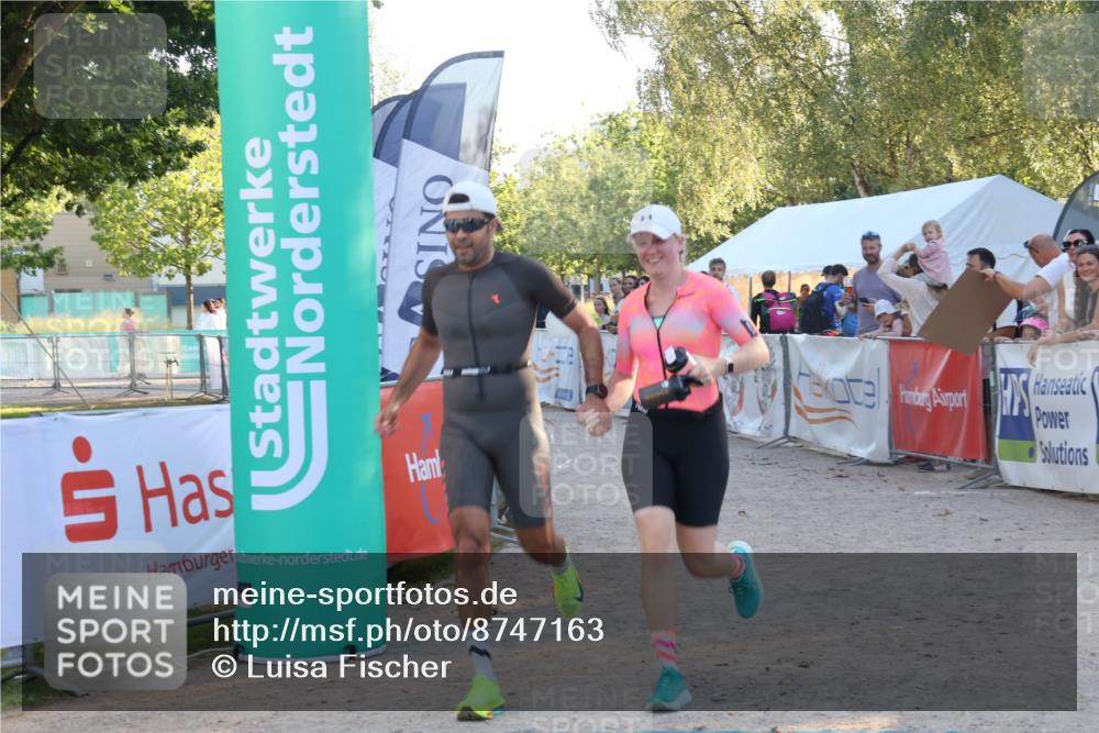 07.09.2025 - 19. Norderstedt Triathlon Luisa Fischer http://msf.ph/oto/8747163 07.09.2025 17:31:58 Ziel 914, 1400, 1442 meine-sportfotos.de