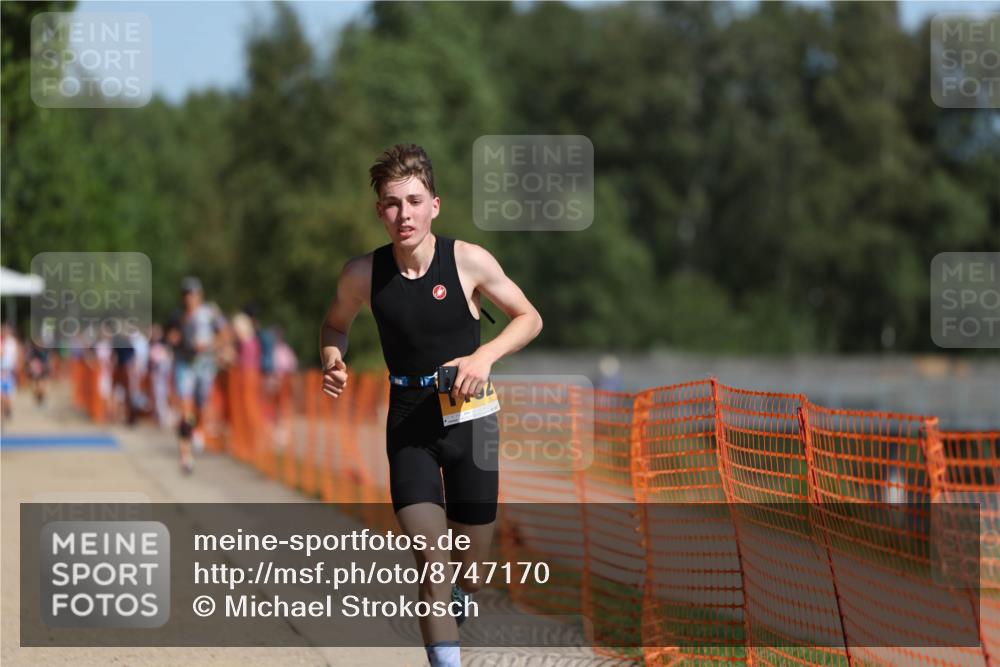 07.09.2025 - 19. Norderstedt Triathlon Michael Strokosch http://msf.ph/oto/8747170 07.09.2025 12:00:59 Laufen 1152 meine-sportfotos.de