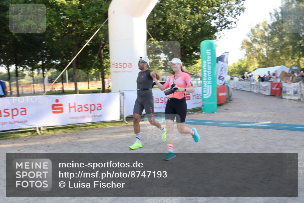 07.09.2025 - 19. Norderstedt Triathlon Luisa Fischer http://msf.ph/oto/8747193 07.09.2025 17:32:00 Ziel 914, 1400, 1442 meine-sportfotos.de