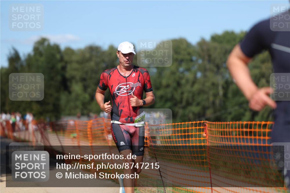 07.09.2025 - 19. Norderstedt Triathlon Michael Strokosch http://msf.ph/oto/8747215 07.09.2025 14:50:21 Laufen 369, 960 meine-sportfotos.de