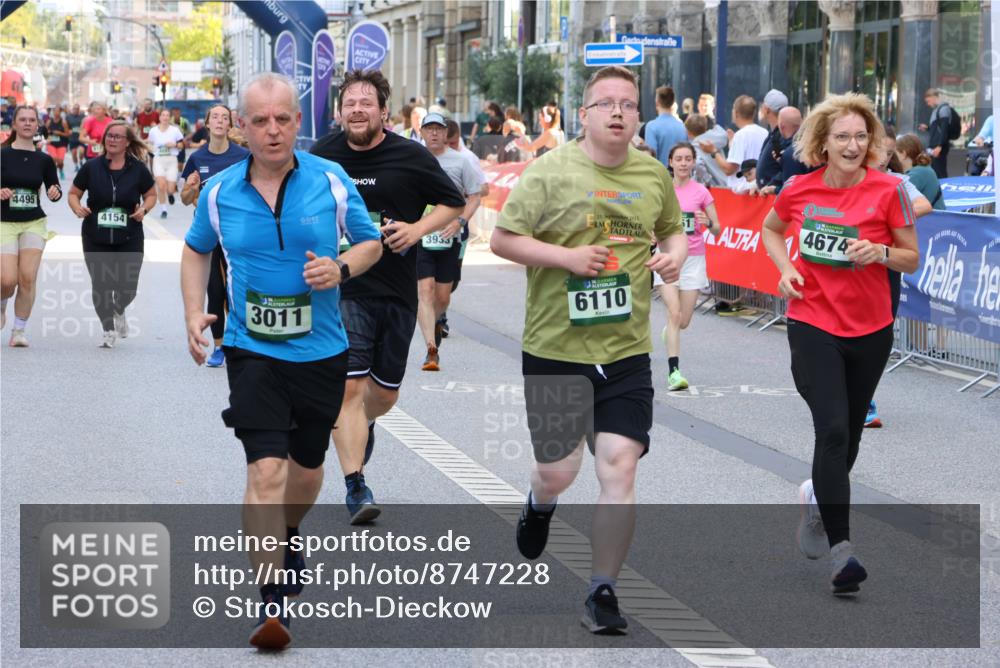 07.09.2025 - BARMER Alsterlauf Strokosch-Dieckow http://msf.ph/oto/8747228 07.09.2025 10:16:46 Ziel 2031, 2222, 2268, 2447, 2448, 2461, 2555, 2718, 4065, 4109, 4113, 4115, 4396, 4402, 4492, 4650, 4680, 5232, 5832, 5888, 6292 meine-sportfotos.de