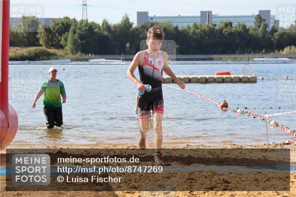 07.09.2025 - 19. Norderstedt Triathlon Luisa Fischer http://msf.ph/oto/8747269 07.09.2025 10:30:28 Schwimmen 69 meine-sportfotos.de