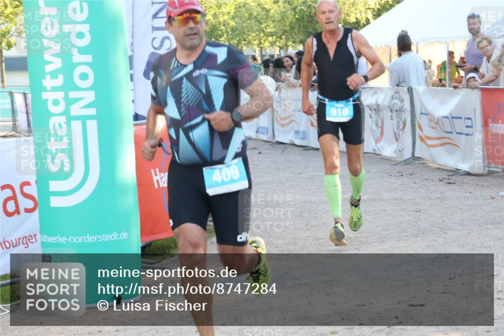 07.09.2025 - 19. Norderstedt Triathlon Luisa Fischer http://msf.ph/oto/8747284 07.09.2025 17:34:16 Ziel 409, 910 meine-sportfotos.de