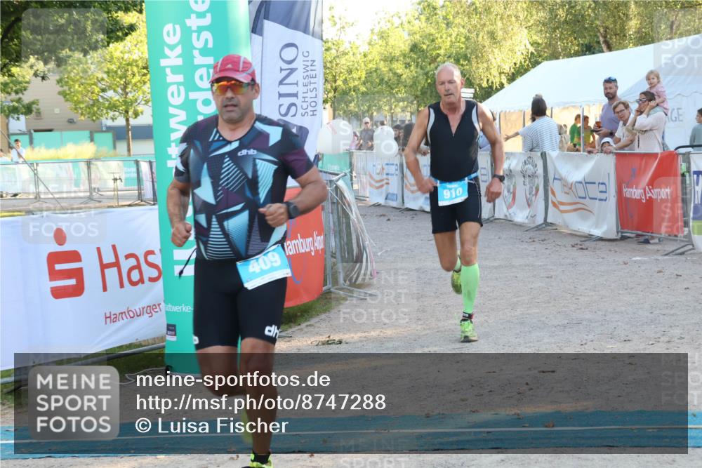 07.09.2025 - 19. Norderstedt Triathlon Luisa Fischer http://msf.ph/oto/8747288 07.09.2025 17:34:16 Ziel 409, 910 meine-sportfotos.de