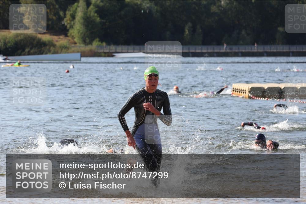 07.09.2025 - 19. Norderstedt Triathlon Luisa Fischer http://msf.ph/oto/8747299 07.09.2025 10:48:54 Schwimmen 1185 meine-sportfotos.de