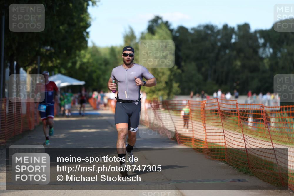 07.09.2025 - 19. Norderstedt Triathlon Michael Strokosch http://msf.ph/oto/8747305 07.09.2025 14:50:41 Laufen 366, 872 meine-sportfotos.de