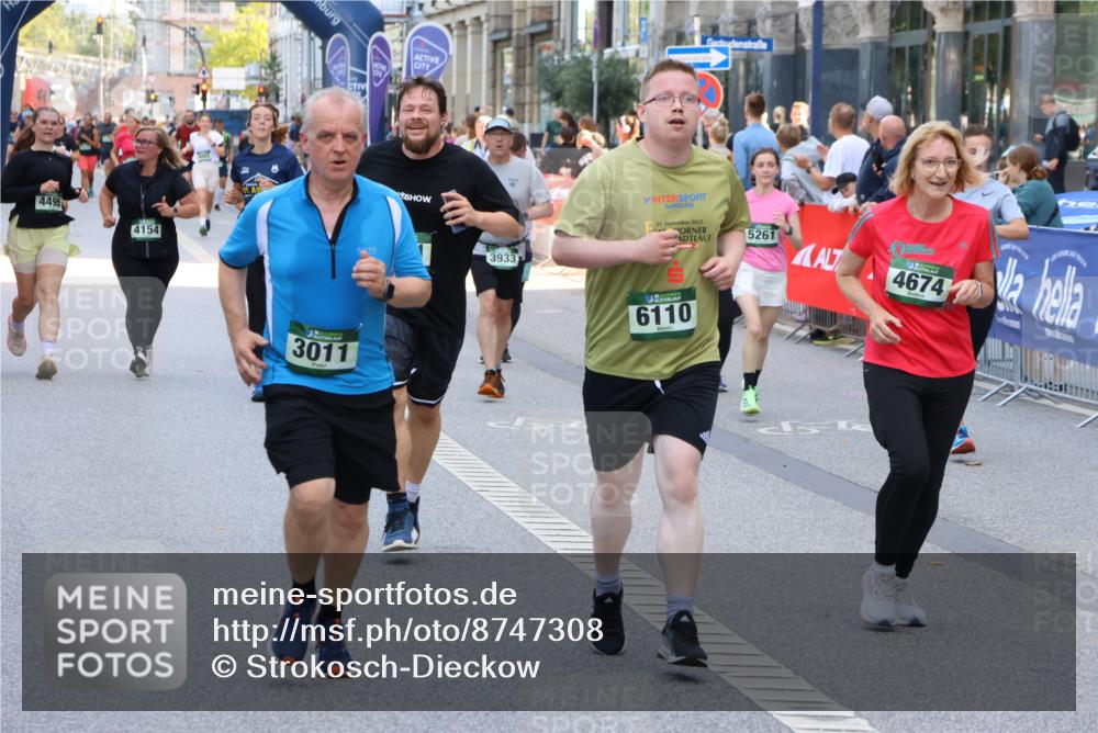 07.09.2025 - BARMER Alsterlauf Strokosch-Dieckow http://msf.ph/oto/8747308 07.09.2025 10:16:46 Ziel 2031, 2222, 2268, 2447, 2448, 2461, 2555, 2718, 4065, 4109, 4113, 4115, 4396, 4402, 4492, 4650, 4680, 5232, 5832, 5888, 6292 meine-sportfotos.de