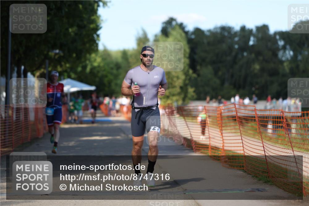 07.09.2025 - 19. Norderstedt Triathlon Michael Strokosch http://msf.ph/oto/8747316 07.09.2025 14:50:41 Laufen 366, 872 meine-sportfotos.de
