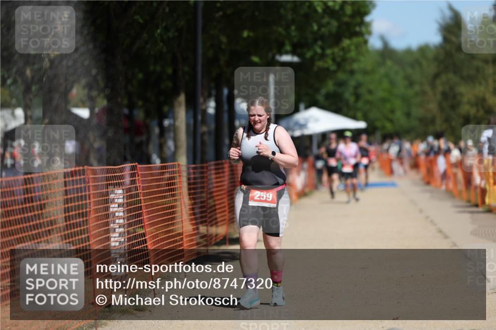 07.09.2025 - 19. Norderstedt Triathlon Michael Strokosch http://msf.ph/oto/8747320 07.09.2025 12:37:46 Laufen 259, 699 meine-sportfotos.de