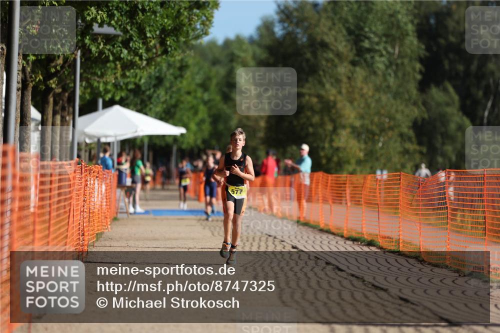 07.09.2025 - 19. Norderstedt Triathlon Michael Strokosch http://msf.ph/oto/8747325 07.09.2025 09:45:39 Laufen 577 meine-sportfotos.de
