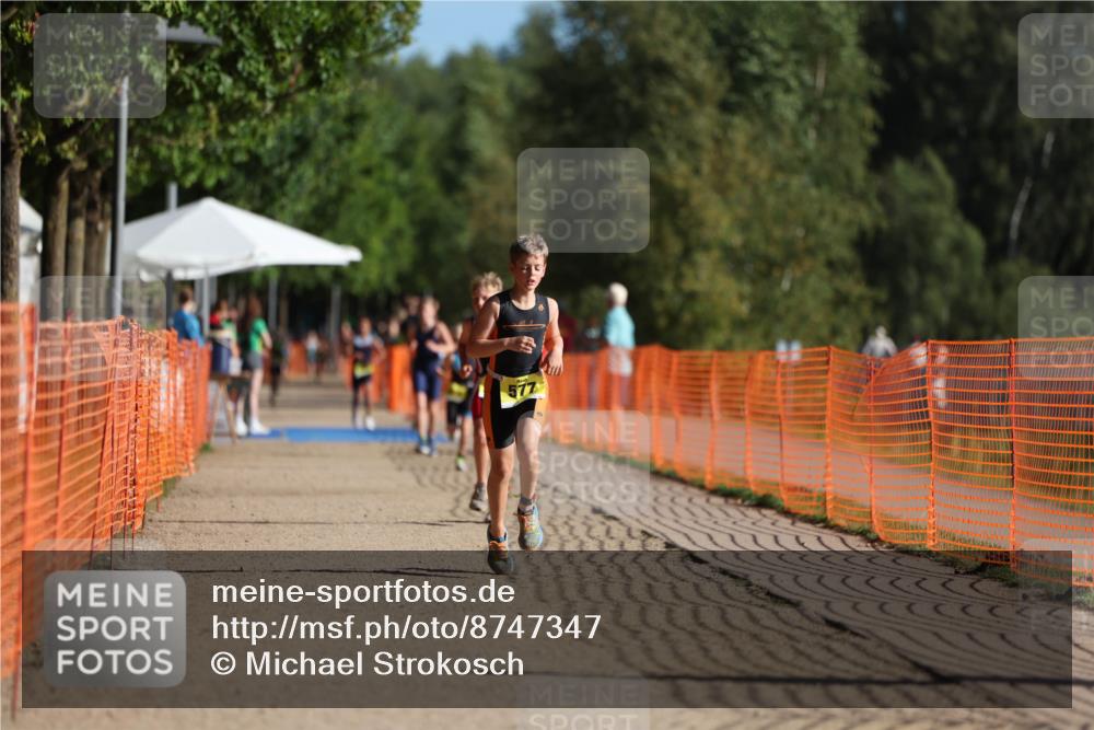 07.09.2025 - 19. Norderstedt Triathlon Michael Strokosch http://msf.ph/oto/8747347 07.09.2025 09:45:40 Laufen 577 meine-sportfotos.de