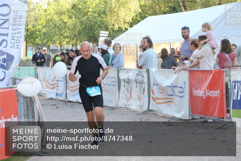 07.09.2025 - 19. Norderstedt Triathlon Luisa Fischer http://msf.ph/oto/8747348 07.09.2025 17:34:19 Ziel 409, 432, 910 meine-sportfotos.de