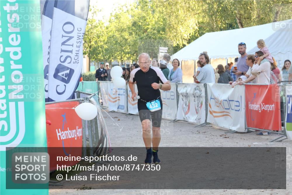 07.09.2025 - 19. Norderstedt Triathlon Luisa Fischer http://msf.ph/oto/8747350 07.09.2025 17:34:20 Ziel 409, 432, 910 meine-sportfotos.de