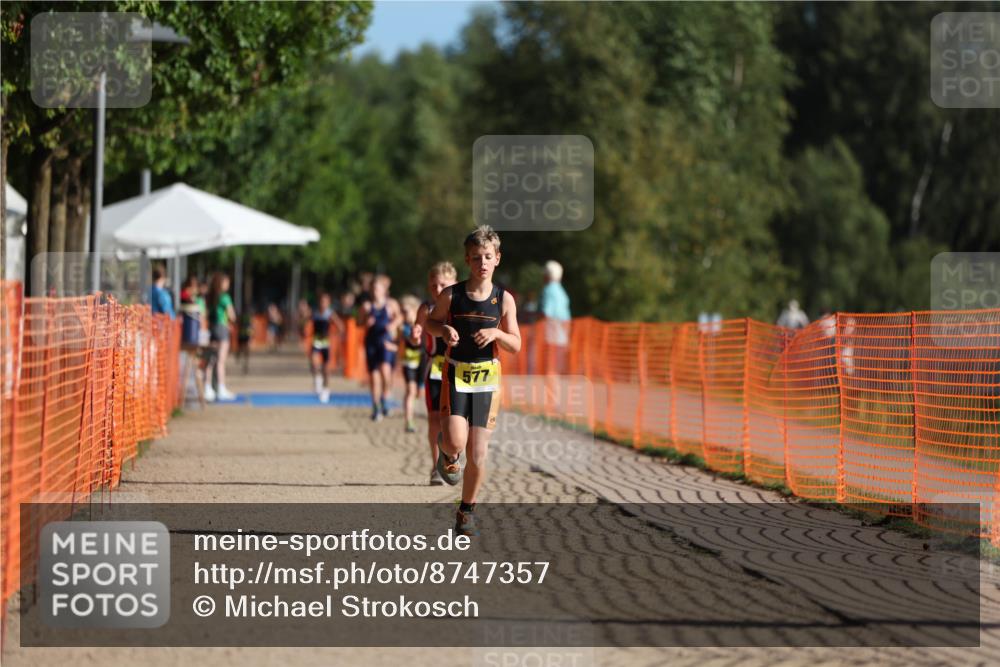 07.09.2025 - 19. Norderstedt Triathlon Michael Strokosch http://msf.ph/oto/8747357 07.09.2025 09:45:40 Laufen 577 meine-sportfotos.de