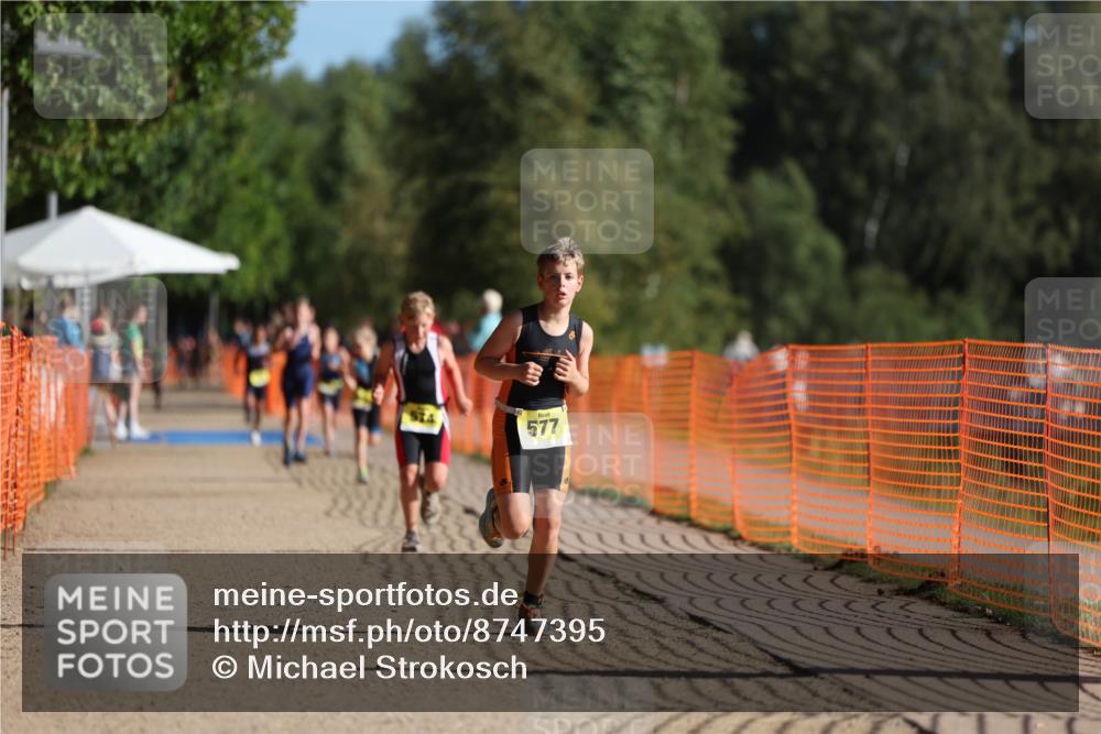 07.09.2025 - 19. Norderstedt Triathlon Michael Strokosch http://msf.ph/oto/8747395 07.09.2025 09:45:42 Laufen 574, 577 meine-sportfotos.de