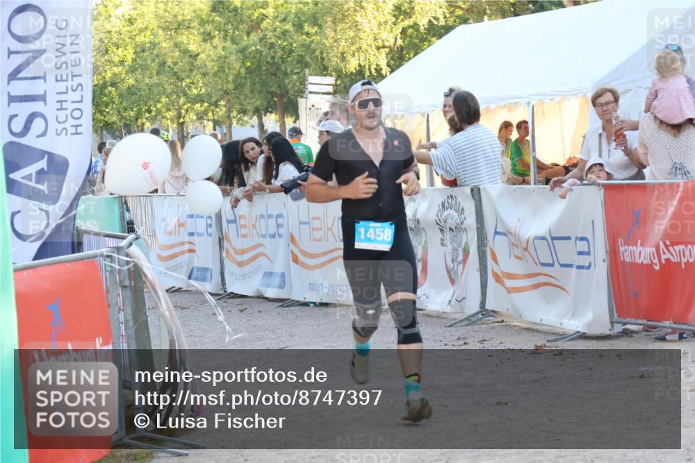 07.09.2025 - 19. Norderstedt Triathlon Luisa Fischer http://msf.ph/oto/8747397 07.09.2025 17:35:00 Ziel 1458 meine-sportfotos.de
