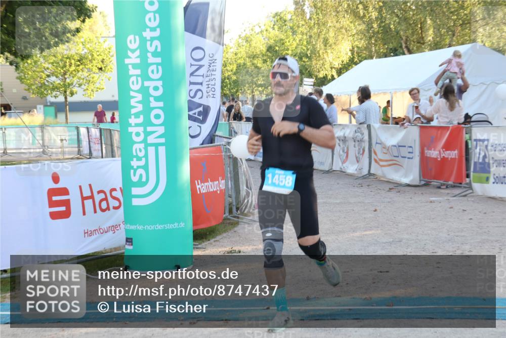 07.09.2025 - 19. Norderstedt Triathlon Luisa Fischer http://msf.ph/oto/8747437 07.09.2025 17:35:02 Ziel 1458 meine-sportfotos.de
