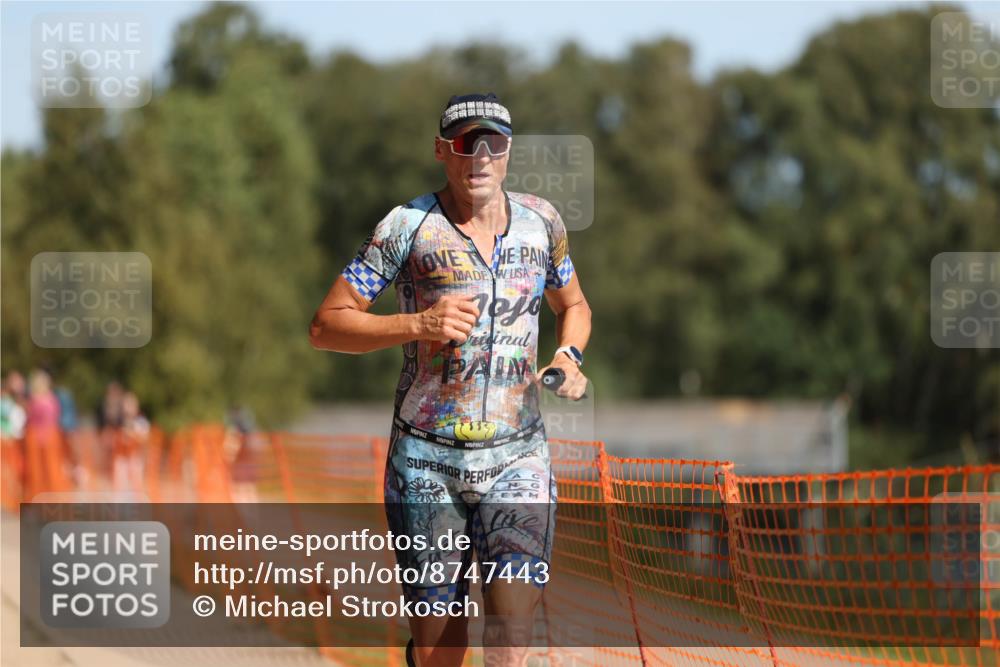 07.09.2025 - 19. Norderstedt Triathlon Michael Strokosch http://msf.ph/oto/8747443 07.09.2025 12:01:10 Laufen 787, 796, 1156 meine-sportfotos.de