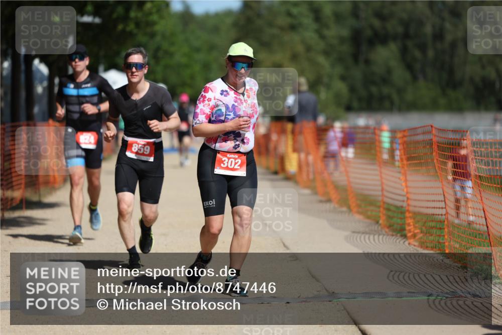 07.09.2025 - 19. Norderstedt Triathlon Michael Strokosch http://msf.ph/oto/8747446 07.09.2025 12:37:59 Laufen 302, 824, 859 meine-sportfotos.de
