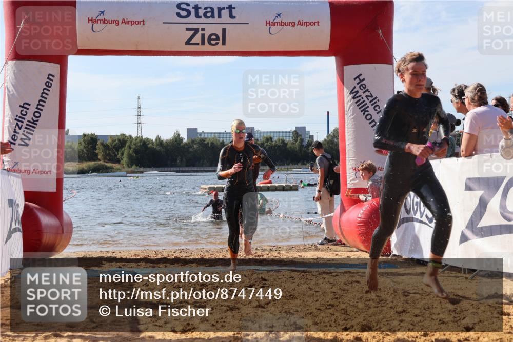 07.09.2025 - 19. Norderstedt Triathlon Luisa Fischer http://msf.ph/oto/8747449 07.09.2025 10:49:03 Schwimmen 1163, 1165, 1168, 1185, 1191 meine-sportfotos.de