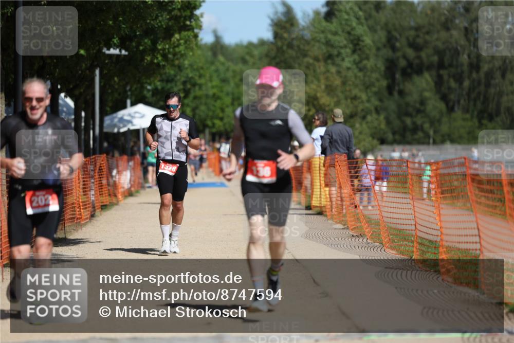 07.09.2025 - 19. Norderstedt Triathlon Michael Strokosch http://msf.ph/oto/8747594 07.09.2025 12:38:08 Laufen 136, 202, 1378 meine-sportfotos.de