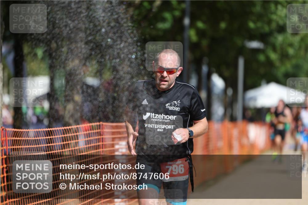 07.09.2025 - 19. Norderstedt Triathlon Michael Strokosch http://msf.ph/oto/8747606 07.09.2025 12:01:17 Laufen 796 meine-sportfotos.de