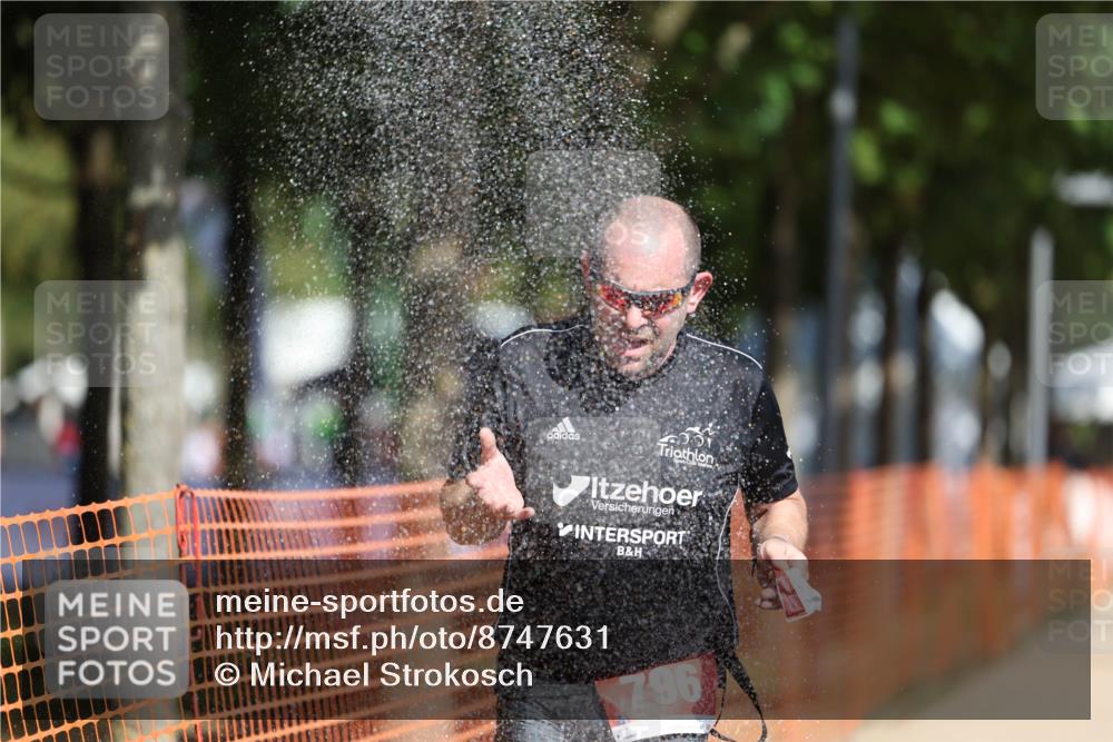 07.09.2025 - 19. Norderstedt Triathlon Michael Strokosch http://msf.ph/oto/8747631 07.09.2025 12:01:18 Laufen 796, 1348 meine-sportfotos.de