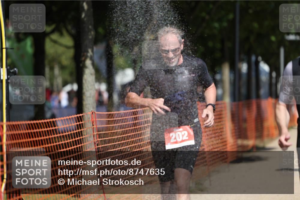 07.09.2025 - 19. Norderstedt Triathlon Michael Strokosch http://msf.ph/oto/8747635 07.09.2025 12:38:10 Laufen 136, 182, 202, 1378 meine-sportfotos.de