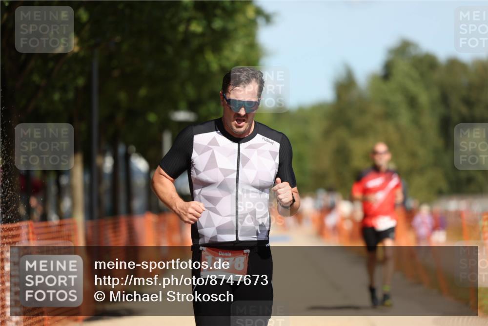 07.09.2025 - 19. Norderstedt Triathlon Michael Strokosch http://msf.ph/oto/8747673 07.09.2025 12:38:13 Laufen 136, 182, 202, 299, 1378 meine-sportfotos.de