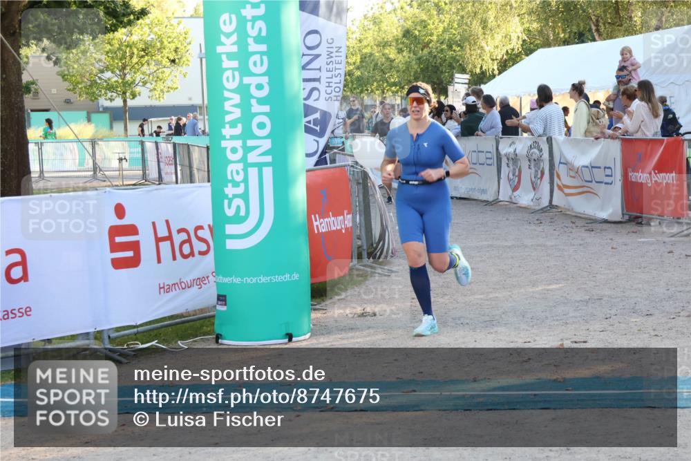 07.09.2025 - 19. Norderstedt Triathlon Luisa Fischer http://msf.ph/oto/8747675 07.09.2025 17:35:48 Ziel 934, 1454 meine-sportfotos.de