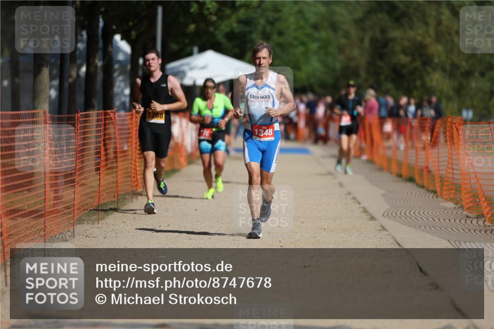 07.09.2025 - 19. Norderstedt Triathlon Michael Strokosch http://msf.ph/oto/8747678 07.09.2025 12:01:22 Laufen 770, 1208, 1348 meine-sportfotos.de