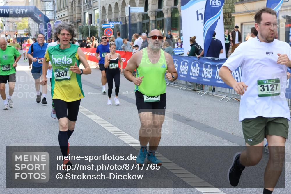 07.09.2025 - BARMER Alsterlauf Strokosch-Dieckow http://msf.ph/oto/8747765 07.09.2025 10:16:35 Ziel 2031, 2447, 2448, 2461, 2555, 3403, 4065, 4113, 4115, 4402, 4650, 4693, 4765, 4995, 5832, 5888, 6292, 8131, 8138 meine-sportfotos.de