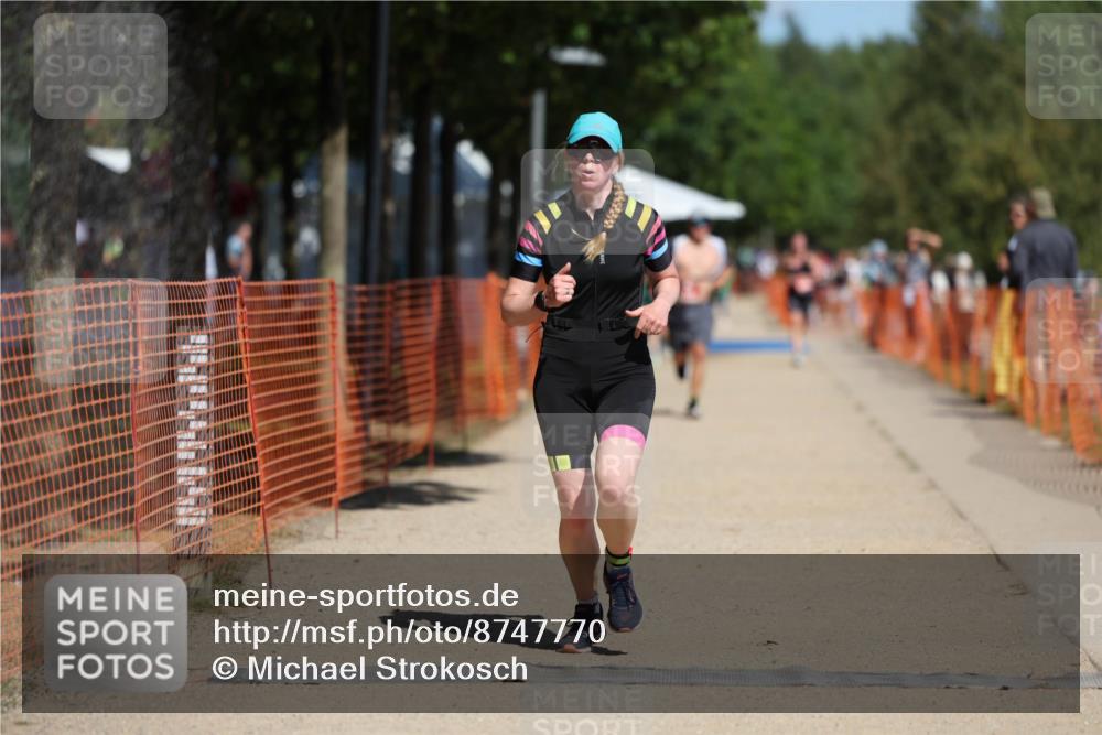 07.09.2025 - 19. Norderstedt Triathlon Michael Strokosch http://msf.ph/oto/8747770 07.09.2025 12:38:19 Laufen 182, 299, 715 meine-sportfotos.de