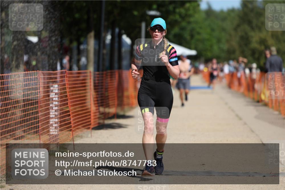 07.09.2025 - 19. Norderstedt Triathlon Michael Strokosch http://msf.ph/oto/8747783 07.09.2025 12:38:19 Laufen 182, 299, 715 meine-sportfotos.de