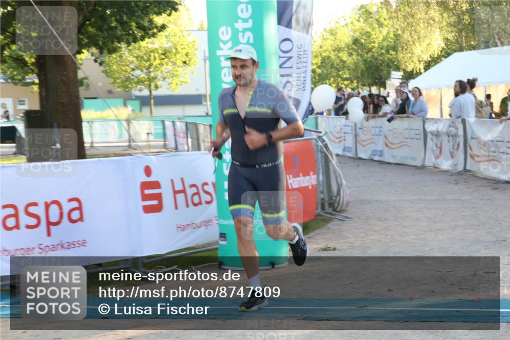 07.09.2025 - 19. Norderstedt Triathlon Luisa Fischer http://msf.ph/oto/8747809 07.09.2025 17:36:09 Ziel 1476 meine-sportfotos.de