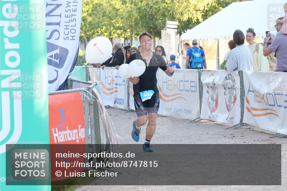 07.09.2025 - 19. Norderstedt Triathlon Luisa Fischer http://msf.ph/oto/8747815 07.09.2025 17:36:49 Ziel 401 meine-sportfotos.de