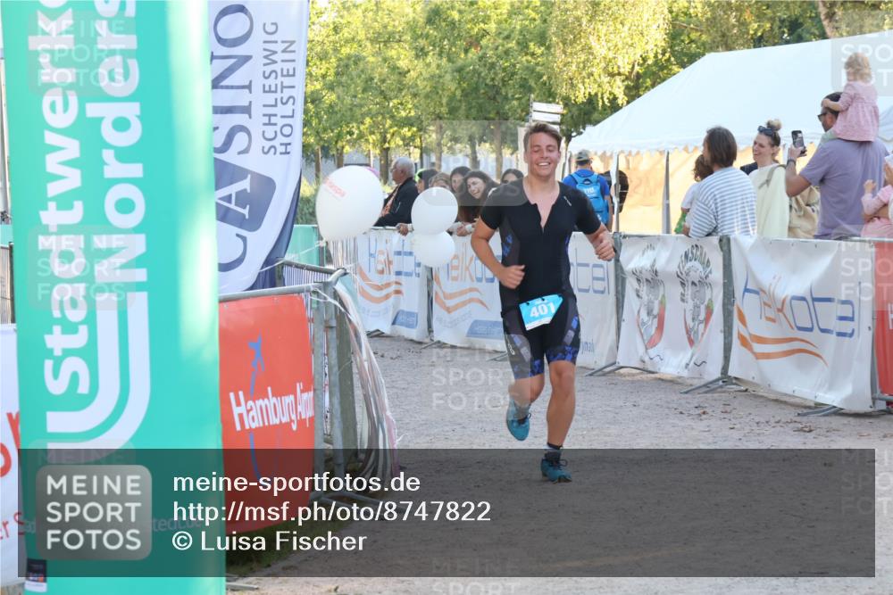 07.09.2025 - 19. Norderstedt Triathlon Luisa Fischer http://msf.ph/oto/8747822 07.09.2025 17:36:50 Ziel 401 meine-sportfotos.de