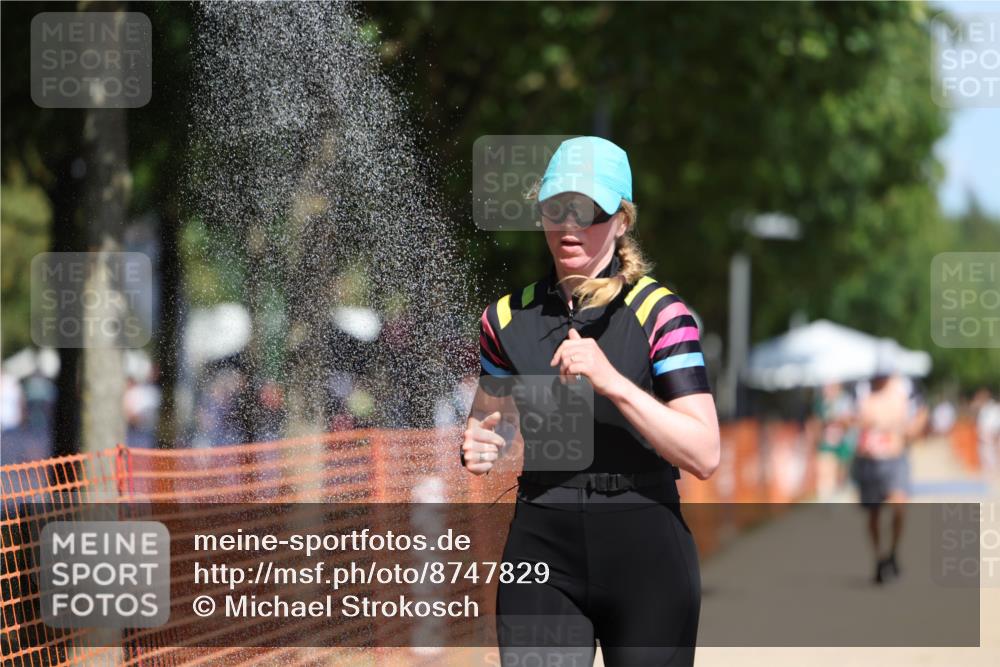 07.09.2025 - 19. Norderstedt Triathlon Michael Strokosch http://msf.ph/oto/8747829 07.09.2025 12:38:21 Laufen 182, 299, 715 meine-sportfotos.de