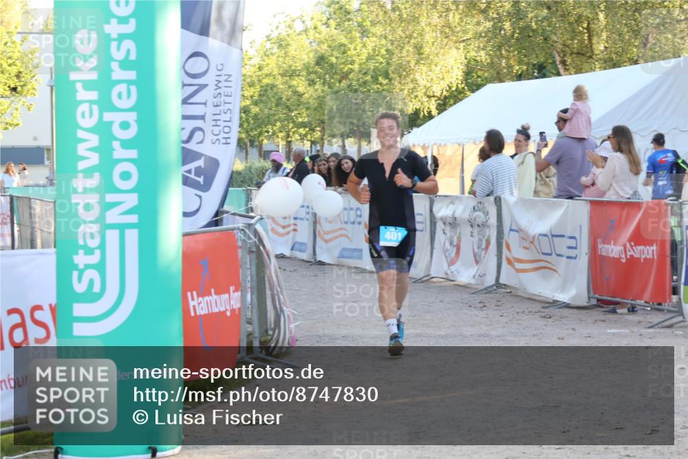 07.09.2025 - 19. Norderstedt Triathlon Luisa Fischer http://msf.ph/oto/8747830 07.09.2025 17:36:50 Ziel 401 meine-sportfotos.de