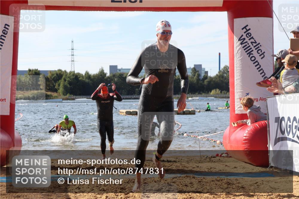 07.09.2025 - 19. Norderstedt Triathlon Luisa Fischer http://msf.ph/oto/8747831 07.09.2025 10:50:08 Schwimmen 238, 1157, 1158, 1171, 1335, 1355 meine-sportfotos.de