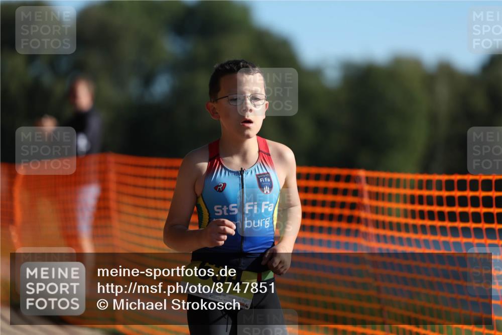 07.09.2025 - 19. Norderstedt Triathlon Michael Strokosch http://msf.ph/oto/8747851 07.09.2025 09:46:00 Laufen 554, 619, 634 meine-sportfotos.de