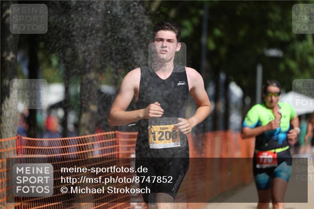 07.09.2025 - 19. Norderstedt Triathlon Michael Strokosch http://msf.ph/oto/8747852 07.09.2025 12:01:27 Laufen 770, 1208, 1301, 1332, 1348 meine-sportfotos.de