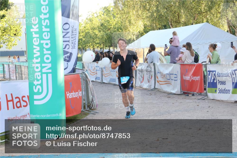 07.09.2025 - 19. Norderstedt Triathlon Luisa Fischer http://msf.ph/oto/8747853 07.09.2025 17:36:51 Ziel 401 meine-sportfotos.de