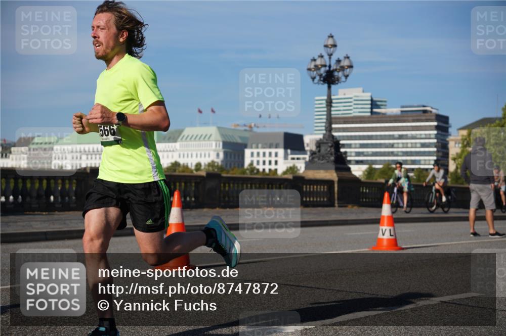 07.09.2025 - BARMER Alsterlauf Yannick Fuchs http://msf.ph/oto/8747872 07.09.2025 09:32:45 Laufen 566 meine-sportfotos.de