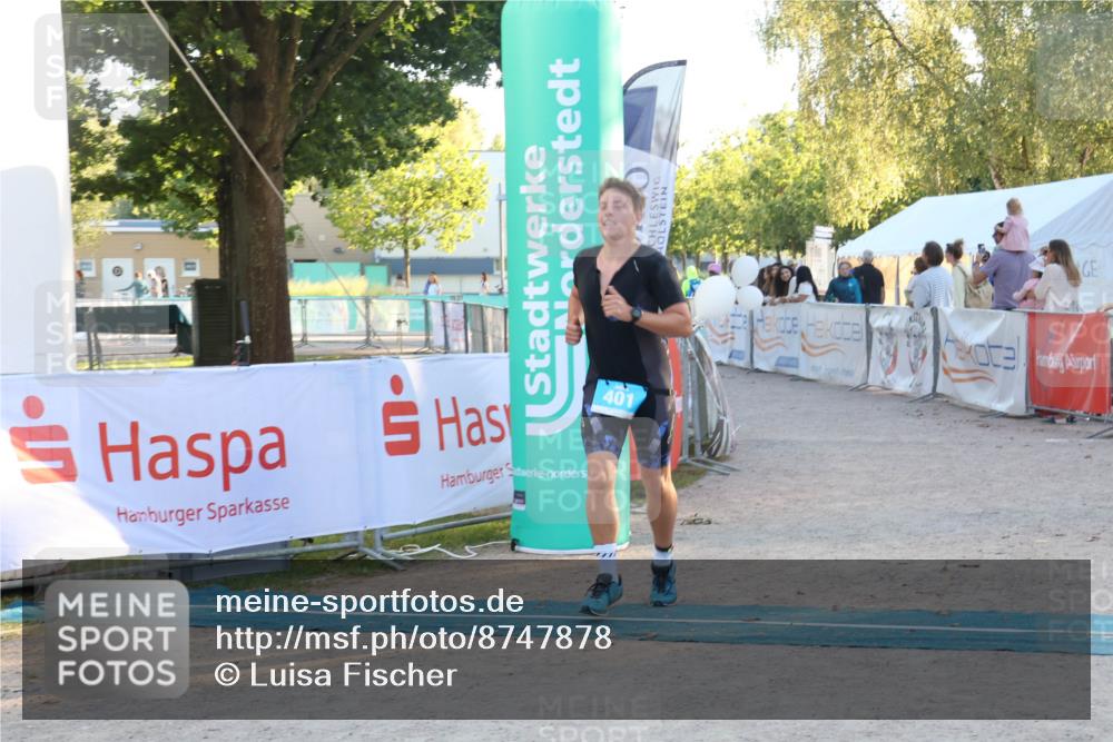 07.09.2025 - 19. Norderstedt Triathlon Luisa Fischer http://msf.ph/oto/8747878 07.09.2025 17:36:53 Ziel 401 meine-sportfotos.de